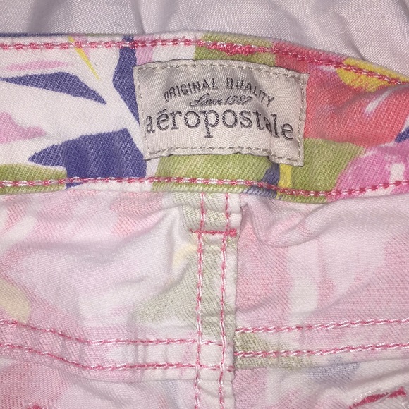 TROPICAL SUMMER FLOWER PRINT AERO SHORTS - Picture 3 of 4